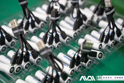 Les avantages et les tendances des piles au lithium rechargeables USB - rempl...