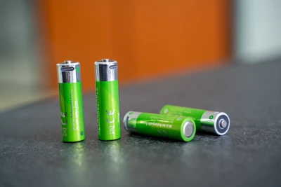 Quels sont les risques de sécurité auxquels les batteries au lithium recharge...